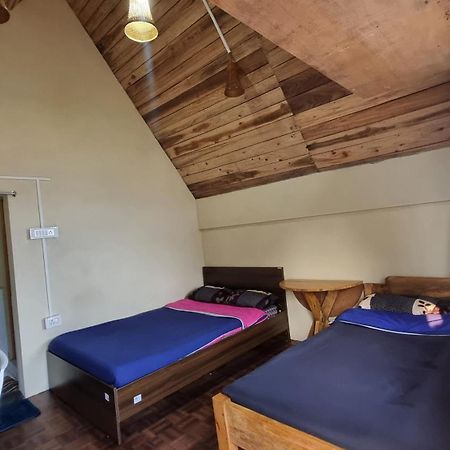 I Basa Homestay Sohrarim Екстер'єр фото