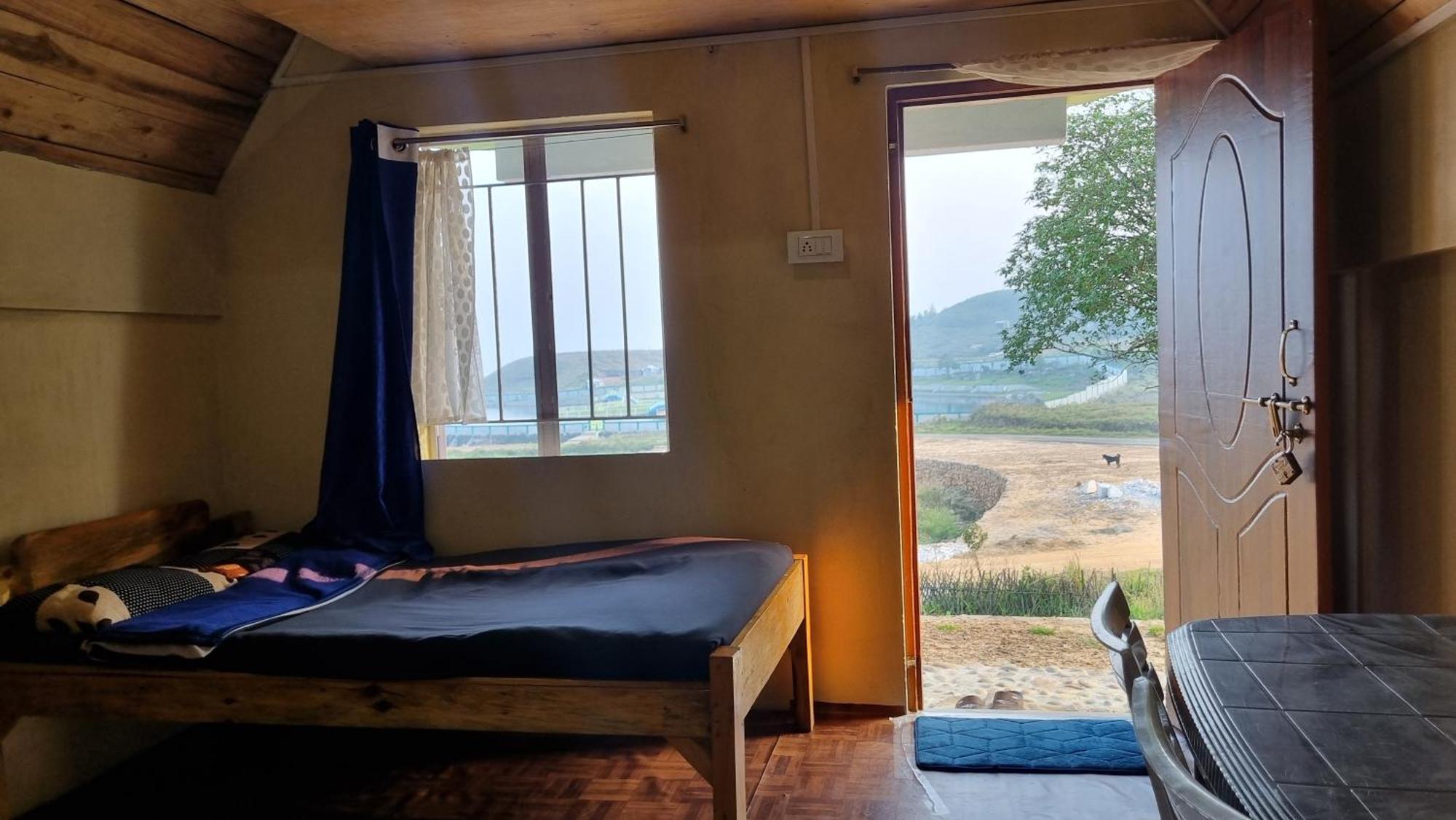 I Basa Homestay Sohrarim Екстер'єр фото
